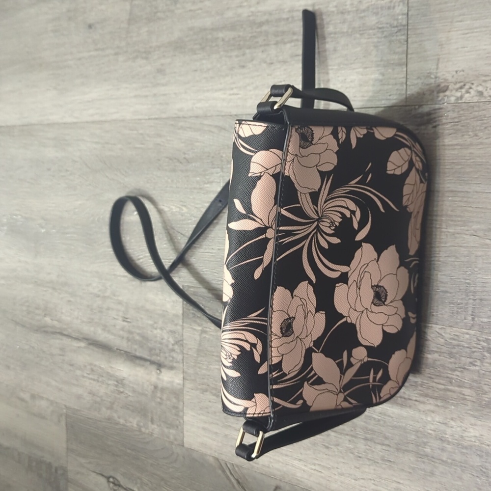 Kate Spade New York Laurel Gardenia Carson Crossbody Bag - Picture 4 of 9